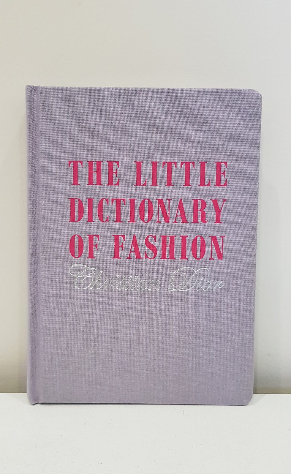 Little Dictionary of Fashion Gift Edition – Layoun Interiors